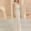 Fit & Flare Brautkleid mit zartem Spitzenoberteil und eleganter Silhouette – Aufnahme von vorne