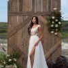 A-Linie Brautkleid mit Beinschlitz, Tüllrock und Tatoospitze – Vorderansicht